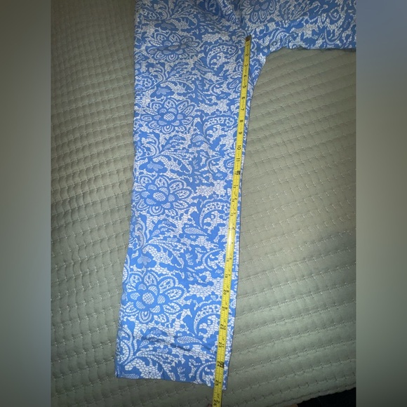 J. McLaughlin Dock capri bi stretch print, elegant pants. Size 8. EUC - Picture 4 of 10